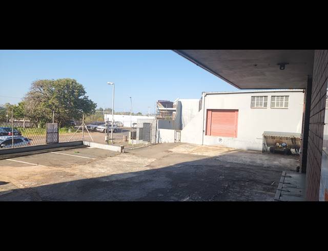 589M² WAREHOUSE TO LET IN MORNINGSIDE